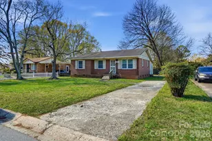 4325 Knollcrest Dr, Charlotte, NC 28208 - Photo 3