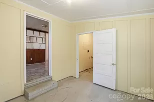 4325 Knollcrest Dr, Charlotte, NC 28208 - Photo 11