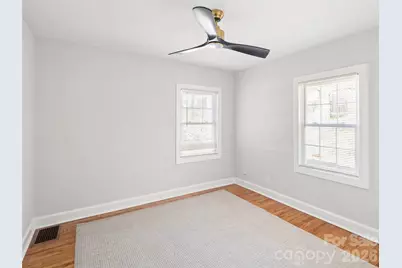 9 S Woodward Avenue, Asheville, NC 28804 - Photo 13