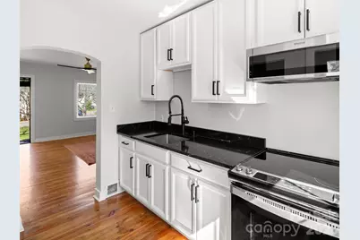 9 S Woodward Avenue, Asheville, NC 28804 - Photo 9