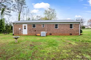 227 Thermal Dr, Forest City, NC 28043 - Photo 5