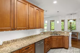 100 Klein St, Asheville, NC 28805 - Photo 11
