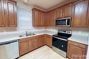 6523 Manitoba Ln, Charlotte, NC 28277 - Photo 5