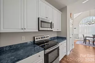 408 Mooreland Dr NE, Conover, NC 28613 - Photo 21