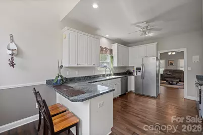 408 Mooreland Drive NE, Conover, NC 28613 - Photo 19