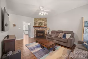 408 Mooreland Dr NE, Conover, NC 28613 - Photo 13