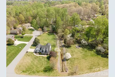 408 Mooreland Drive NE, Conover, NC 28613 - Photo 7