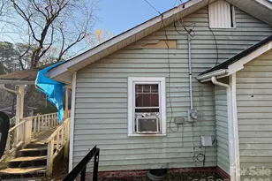 624 Blue St, Troy, NC 27371 - Photo 5