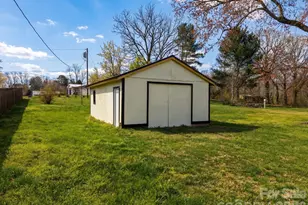 1409 Conway Dr, Granite Falls, NC 28630 - Photo 27