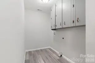 1409 Conway Dr, Granite Falls, NC 28630 - Photo 7