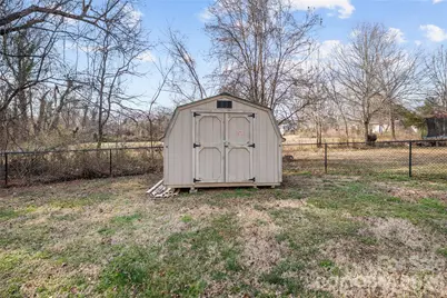608 1/2 W Concord Street, Morganton, NC 28655 - Photo 25