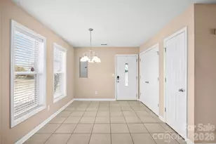 608 1/2 W Concord St, Morganton, NC 28655 - Photo 7