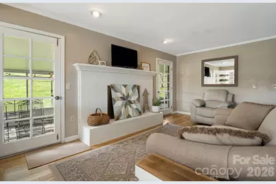 17 Amber Drive, Horse Shoe, NC 28742 - Photo 9