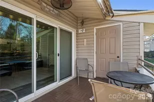 14021 Queens Harbor Rd, Charlotte, NC 28278 - Photo 17