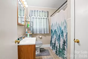 3354 Clay Apartments Ct, Lenoir, NC 28645 - Photo 33