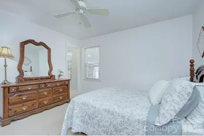 7100 Brynhurst Drive, Charlotte, NC 28210 - Photo 19