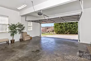 75 Eastmoor Dr, Asheville, NC 28805 - Photo 45