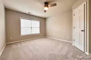 10031 Glenburn Ln, Charlotte, NC 28278 - Photo 37