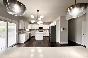 10031 Glenburn Ln, Charlotte, NC 28278 - Photo 9