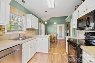 1624 Ashridge Rd, Rock Hill, SC 29730 - Photo 11