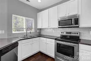 9812 Rocky Ford Club Rd, Charlotte, NC 28269 - Photo 15