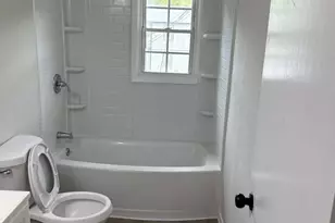 2607 Cedarhurst Dr, Charlotte, NC 28269 - Photo 11