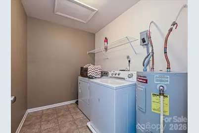 14242 Tamarack Drive, Charlotte, NC 28278 - Photo 23