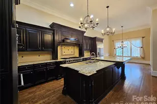 9222 Woodhall Lake Dr, Waxhaw, NC 28173 - Photo 11