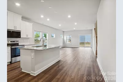 2067 Sunflower Circle, Newton, NC 28658 - Photo 5