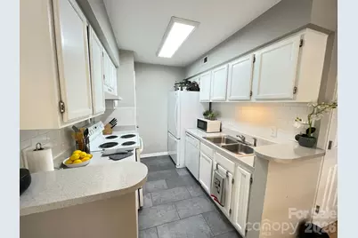 7236 Winery Lane, Charlotte, NC 28227 - Photo 5