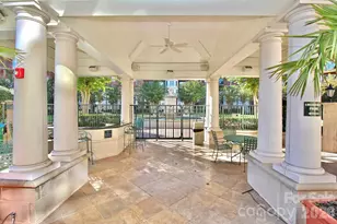 300 W 5th Street W, Charlotte, NC 28202 - Photo 41