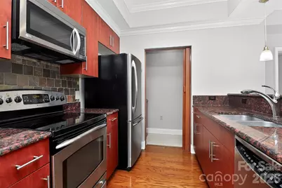 300 W 5th Street W #413, Charlotte, NC 28202 - Photo 7