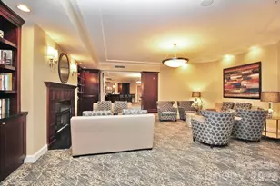 300 W 5th Street W, Charlotte, NC 28202 - Photo 47