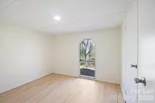 5580 Sugar Hill Rd, Marion, NC 28752 - Photo 9