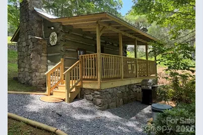 30 Grove Park, Waynesville, NC 28786 - Photo 1
