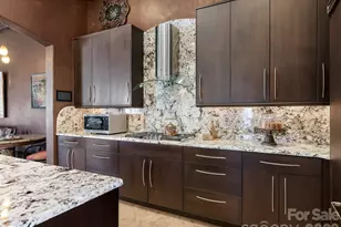 8524 Winged Bourne Rd, Charlotte, NC 28210 - Photo 15