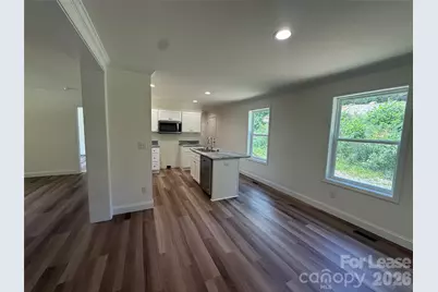 204 Oscelake Way, Hendersonville, NC 28739 - Photo 13