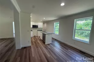 204 Oscelake Way, Hendersonville, NC 28739 - Photo 13