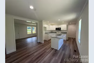 204 Oscelake Way, Hendersonville, NC 28739 - Photo 15