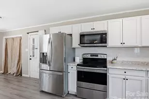 1309 Crestfield Dr, Lancaster, SC 29720 - Photo 9