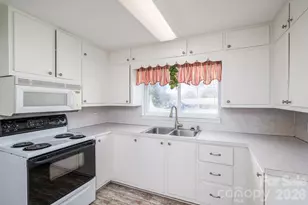 1606 Davis Park Rd, Gastonia, NC 28052 - Photo 11