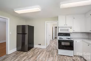 1606 Davis Park Rd, Gastonia, NC 28052 - Photo 9