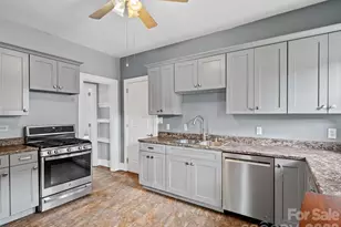 221 Summit St, Asheville, NC 28803 - Photo 1