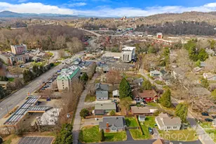 221 Summit St, Asheville, NC 28803 - Photo 27