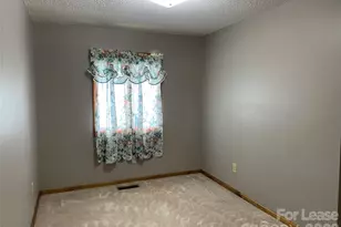 8966 Holdsclaw Rd, Terrell, NC 28682 - Photo 11