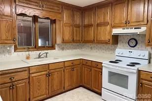 8966 Holdsclaw Rd, Terrell, NC 28682 - Photo 3