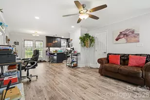 4405 Steepleton Way, Charlotte, NC 28215 - Photo 7