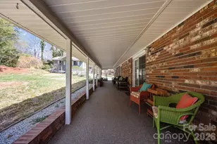 3124 Primrose Dr, Hendersonville, NC 28792 - Photo 33