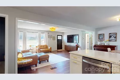 2992 Greenleaf Road, Clover, SC 29710 - Photo 7