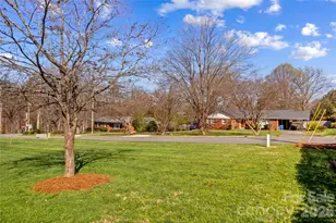 413 Windsor Ln, Statesville, NC 28677 - Photo 41